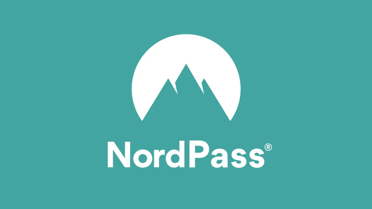 Biểu tượng phần mềm quản lý mật khẩu NordPass trên nền xanh lam, thể hiện tính năng bảo mật cho doanh nghiệp
