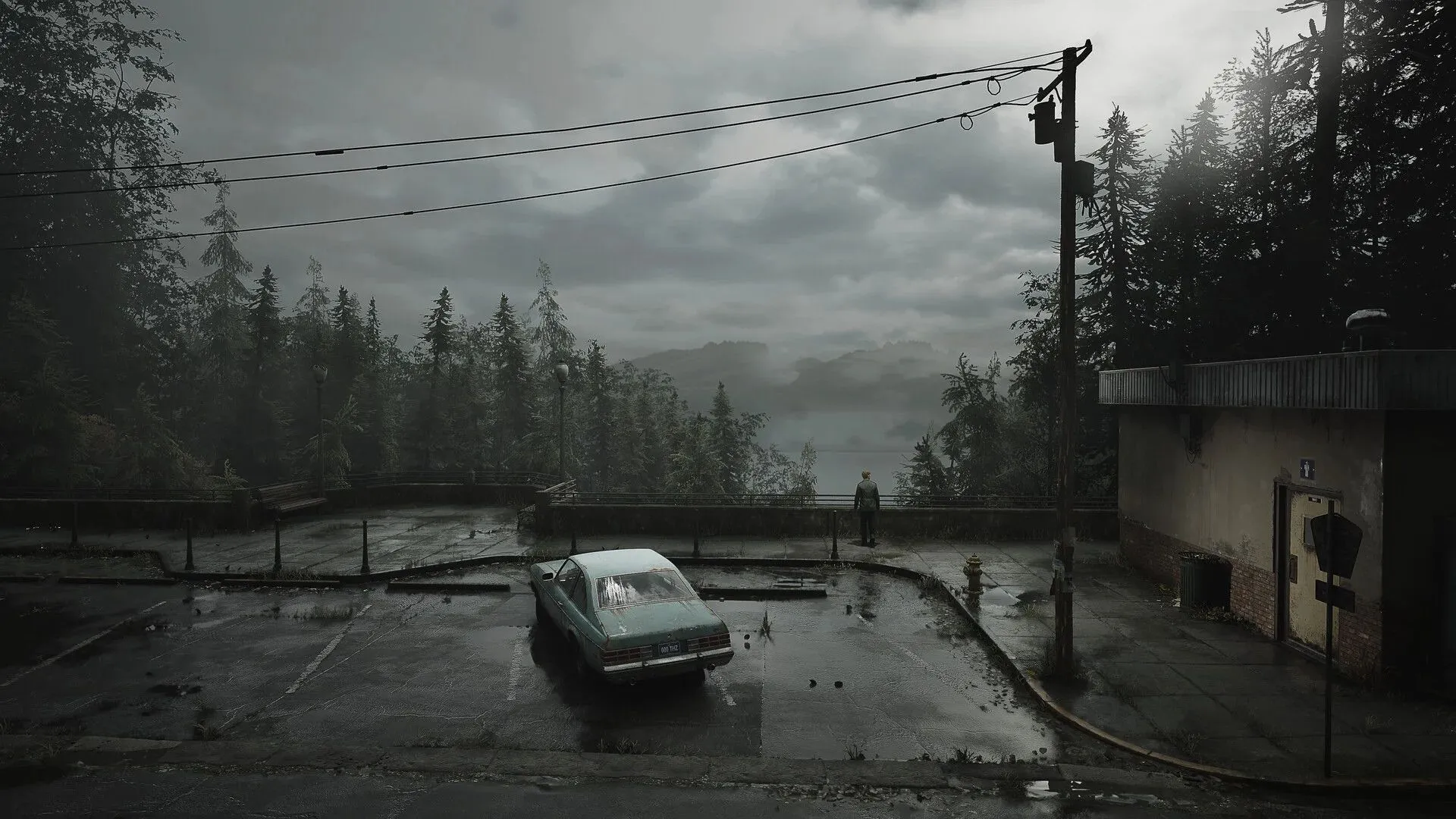 Cảnh quan thị trấn Silent Hill trong bản remake của Silent Hill 2, tái hiện không khí kinh dị.