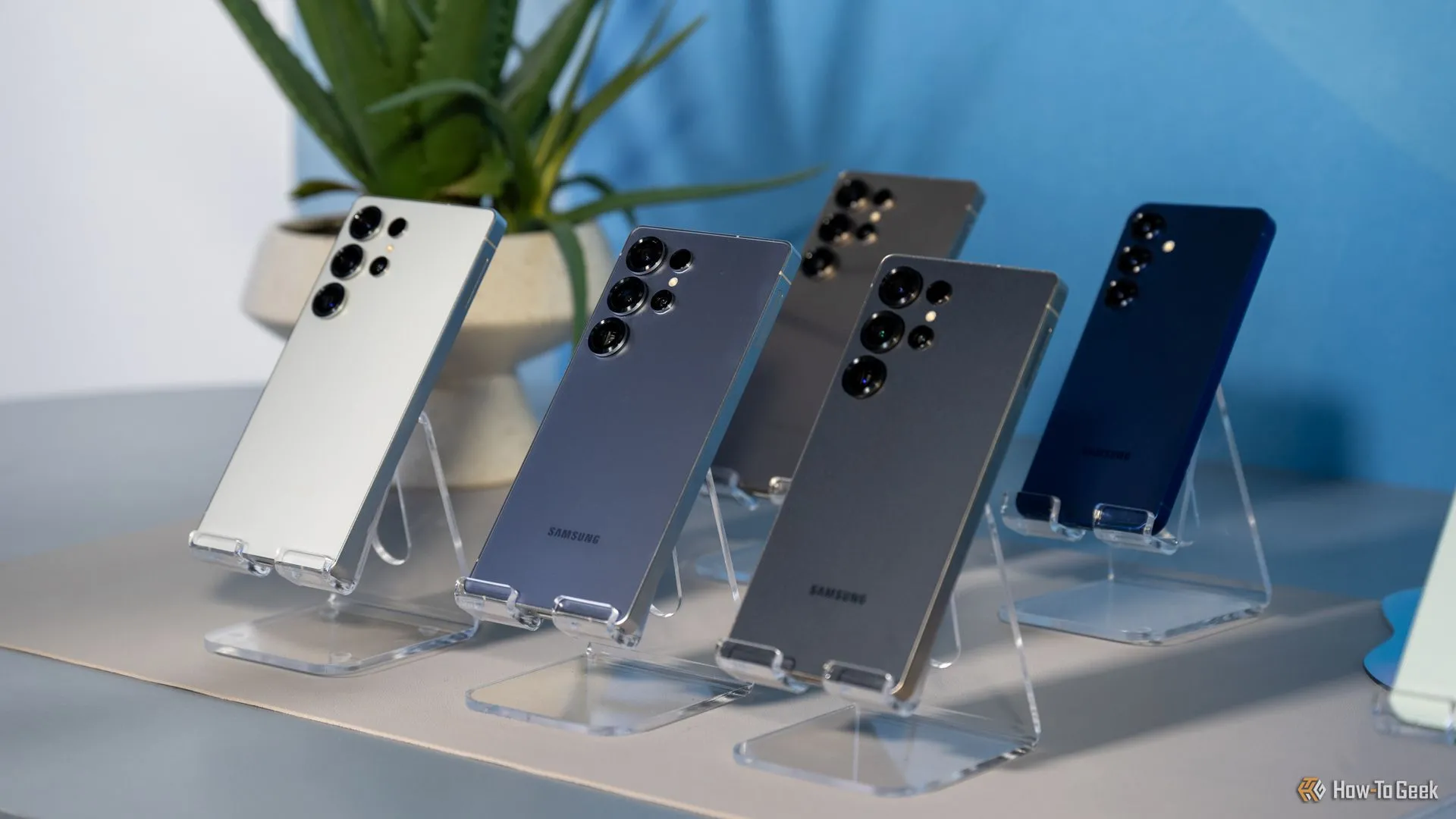 So sánh Google Pixel 9a và iPhone 16e: Lựa Chọn Nào Tối Ưu Hơn Cho Nhu Cầu Của Bạn?