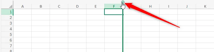 Giao diện Excel for the web hiển thị biểu tượng dấu cộng để chèn hàng hoặc cột mới vào bảng tính
