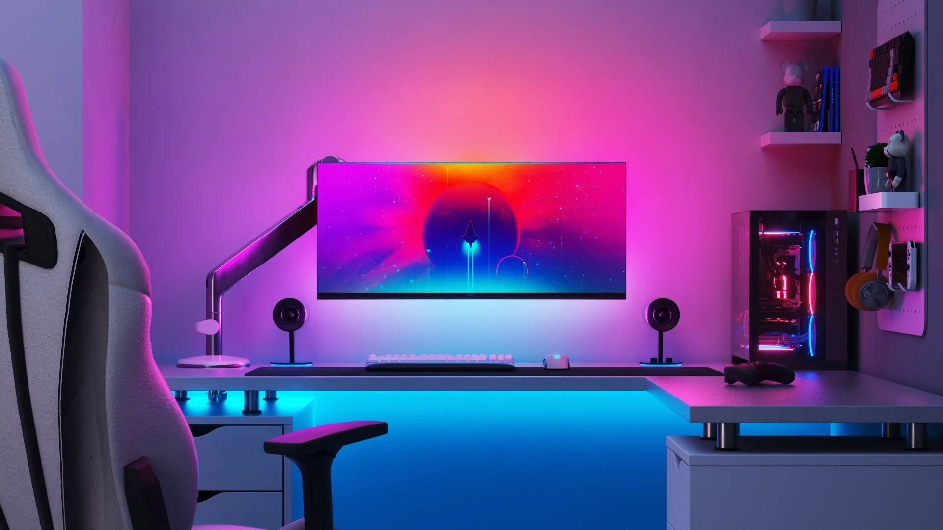Hệ thống PC gaming hiện đại với đèn nền bias lighting phía sau màn hình, tạo không gian chơi game ấn tượng và chuyên nghiệp.