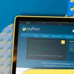 Màn hình máy tính hiển thị trang web tải xuống Python, minh họa cho việc bắt đầu học lập trình.