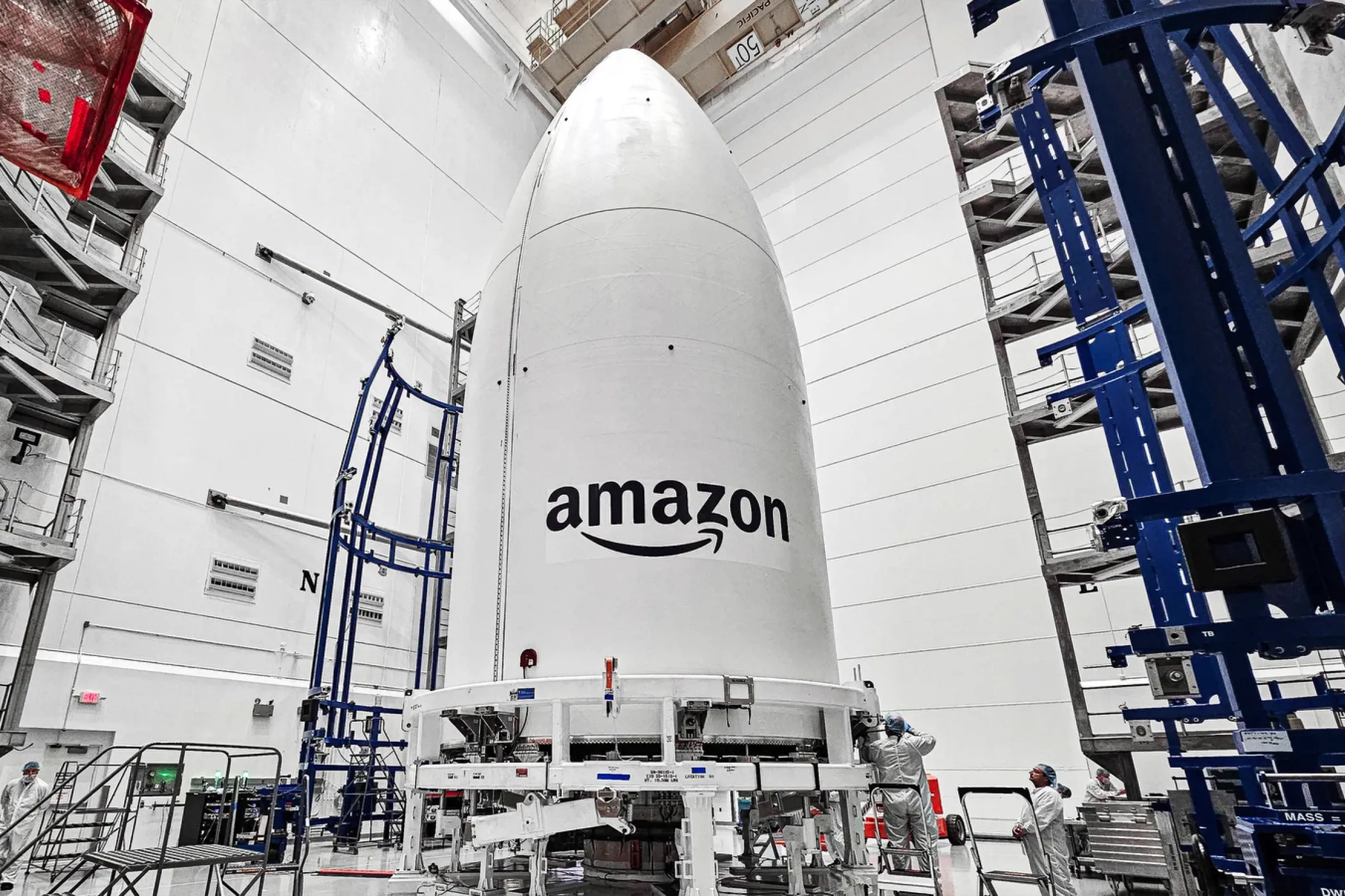 Mô hình vệ tinh Project Kuiper của Amazon đang được phóng lên quỹ đạo, đánh dấu bước tiến trong dịch vụ internet vệ tinh.