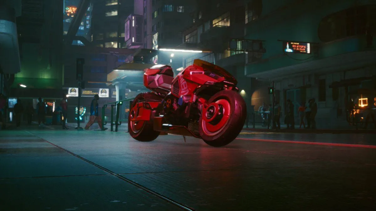 Một chiếc mô tô trong thế giới Cyberpunk 2077 với ánh đèn neon rực rỡ.