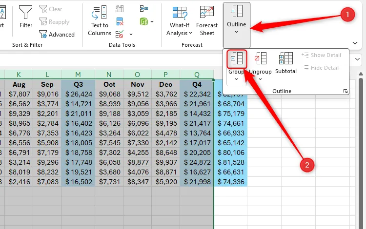 Nút Group trong mục Outline thuộc thẻ Data trên thanh Ribbon của Excel