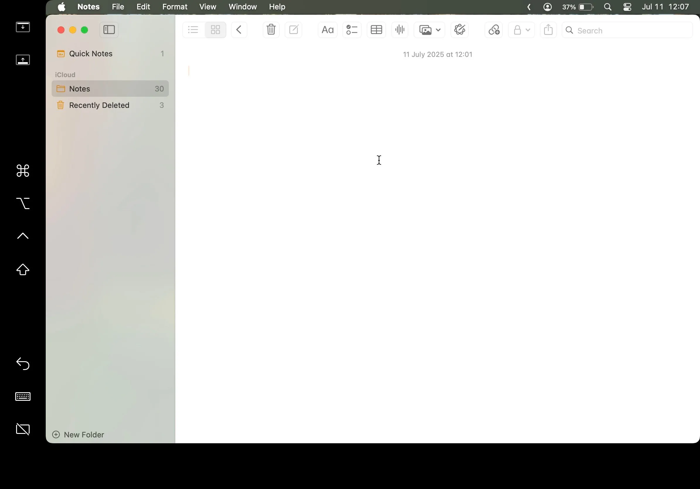 Ứng dụng Ghi chú macOS hiển thị trên màn hình iPad được sử dụng như màn hình phụ thông qua tính năng Sidecar.