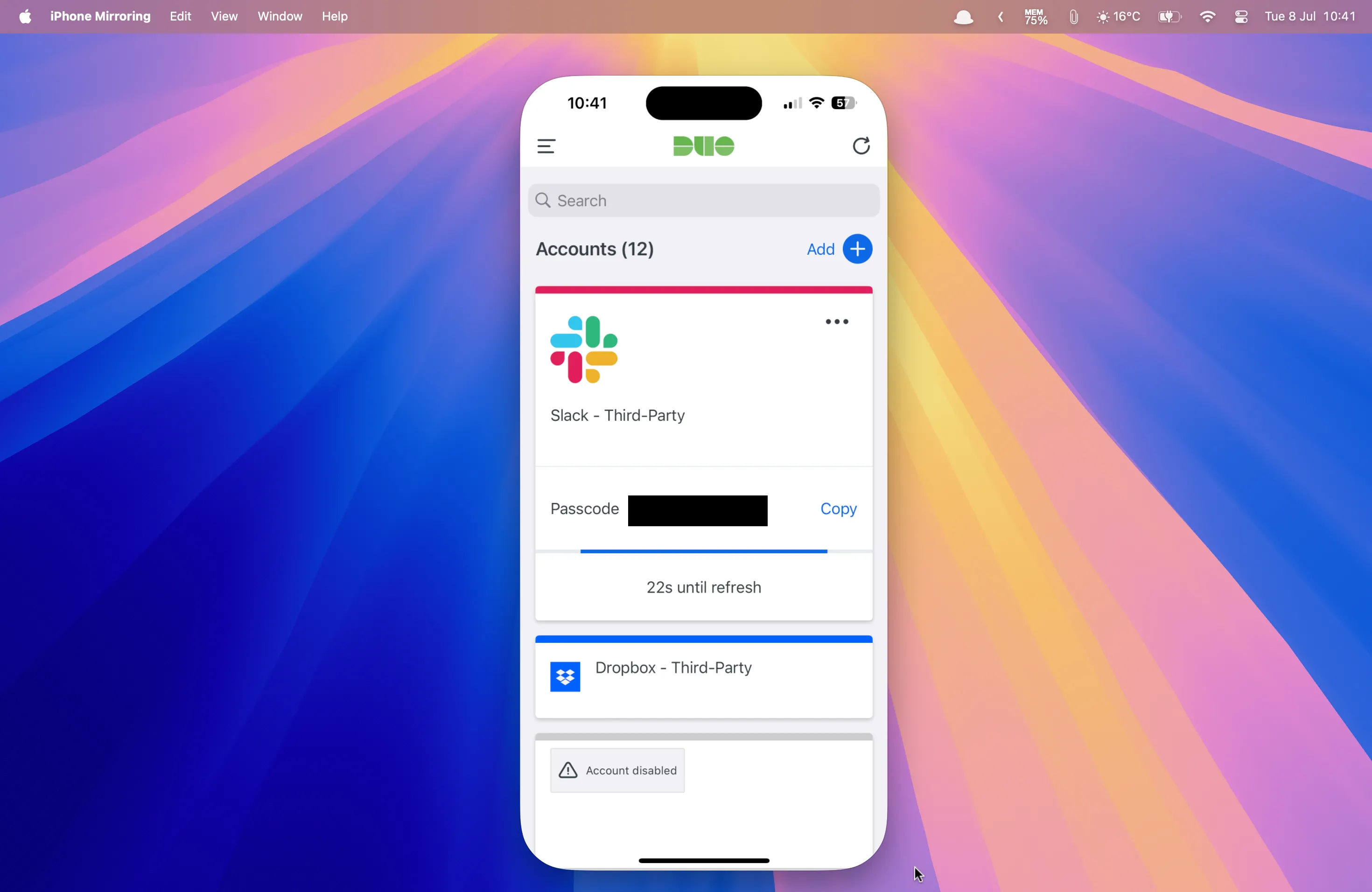 Ứng dụng xác thực hai yếu tố (2FA) Duo Mobile hiển thị trên iPhone Mirroring, giúp người dùng tạo mã bảo mật nhanh chóng từ máy Mac.