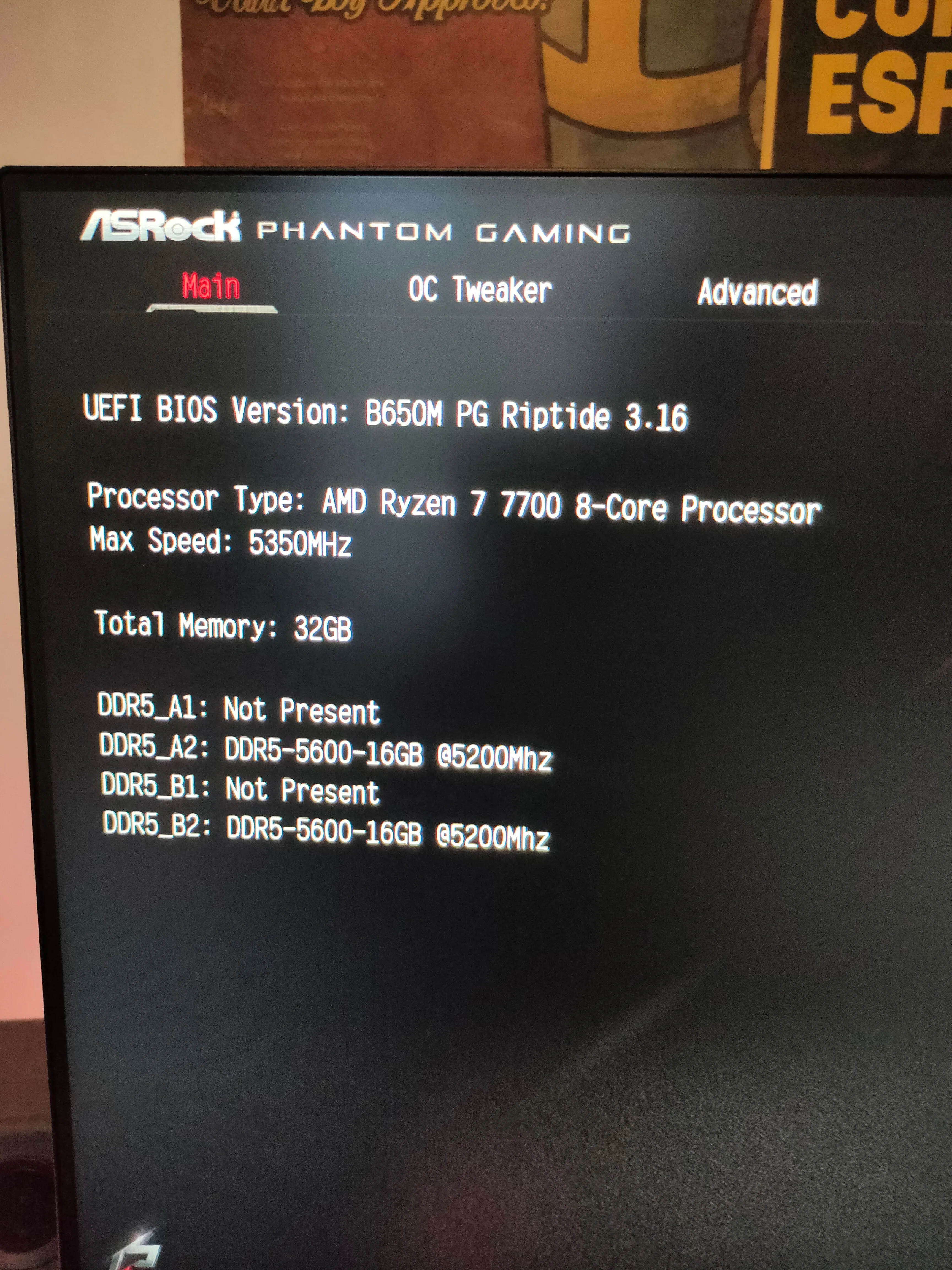 BIOS của AsRock Phantom Gaming hiển thị 32GB RAM đã được nhận diện.