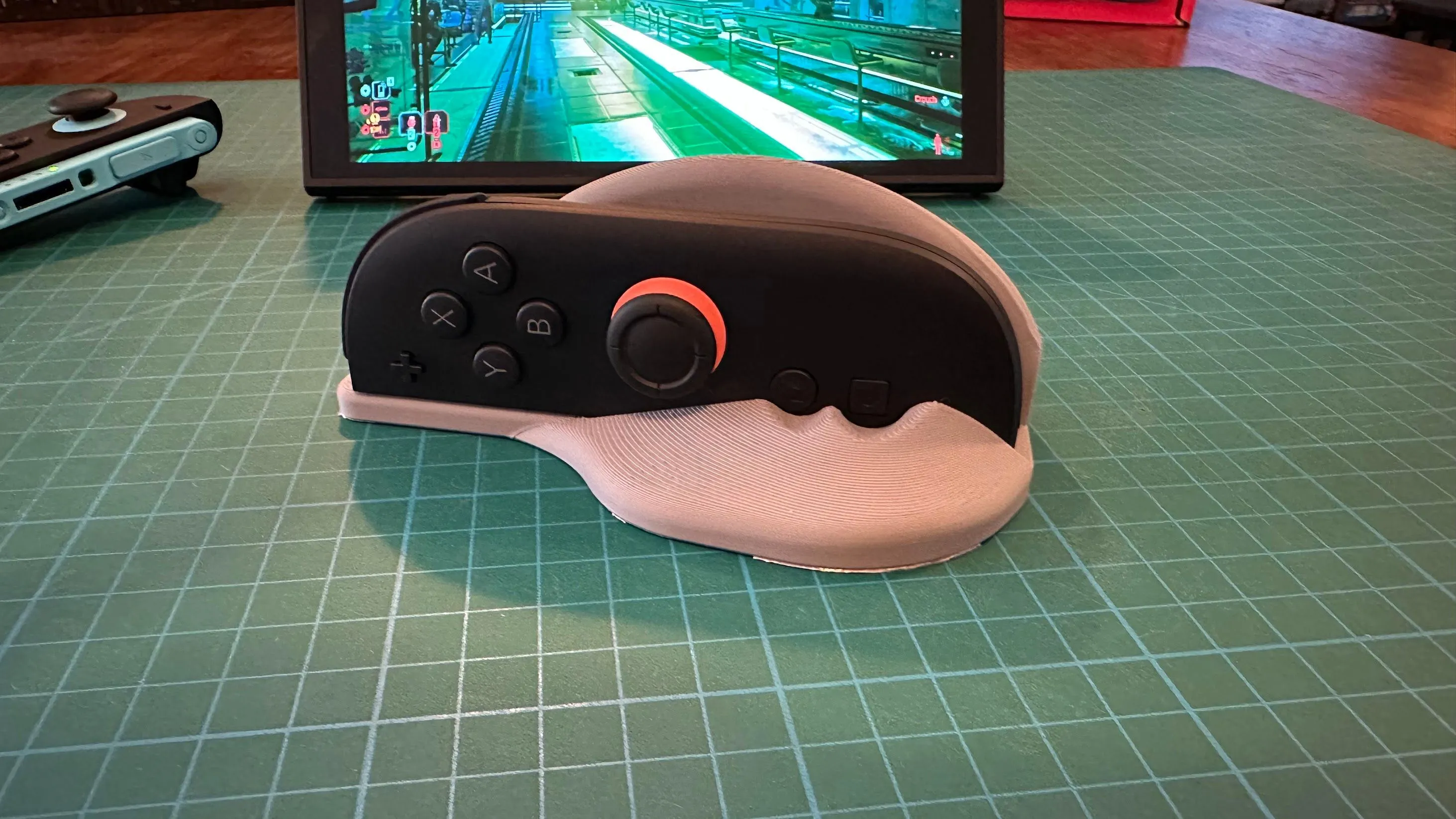 Bộ chuyển đổi chuột Rewolf's Mouse Adapter dành cho Joy-Con 2 của Nintendo Switch 2, mang lại cảm giác cầm nắm thoải mái hơn.