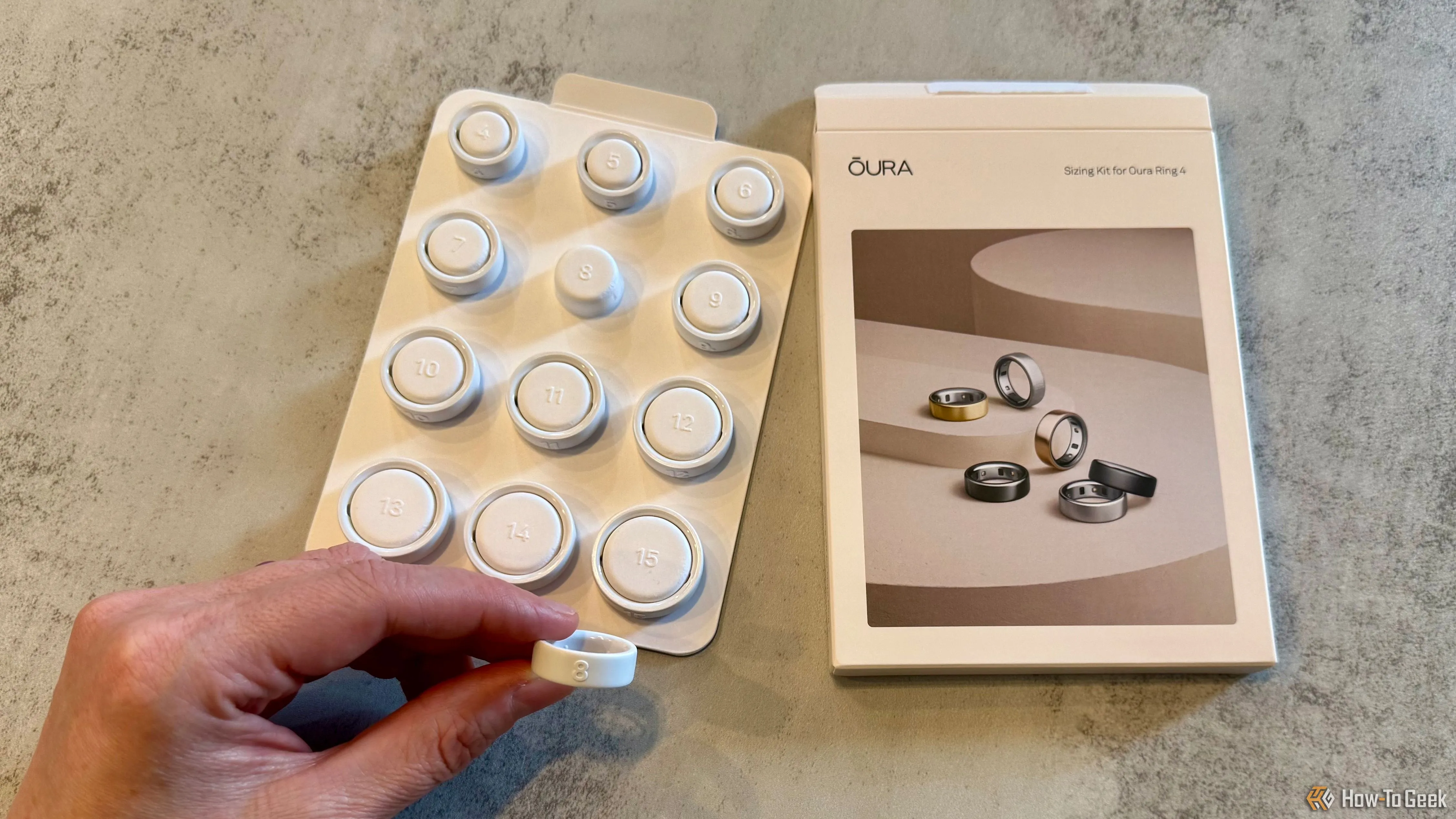 Bộ thử kích thước Oura Ring 4 giúp người dùng chọn size nhẫn phù hợp nhất.