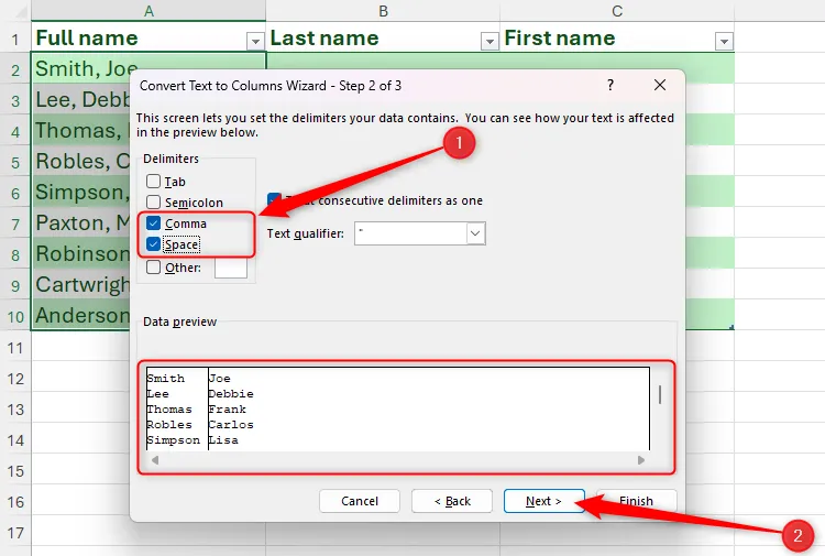 Chọn dấu phân cách là dấu phẩy và khoảng trắng để tách dữ liệu họ tên trong Excel