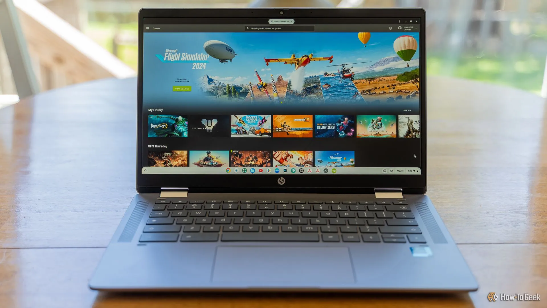 Chromebook HP Plus mở ứng dụng NVIDIA GeForce NOW, minh họa khả năng chơi game trên ChromeOS