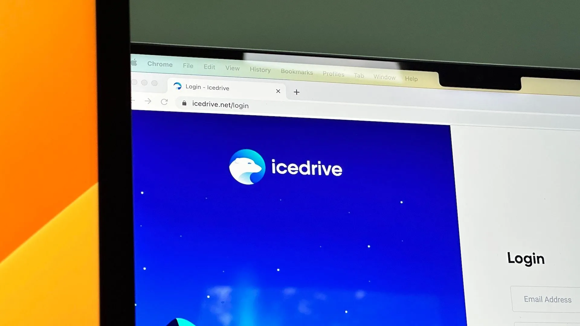 Cổng thông tin web IceDrive hiển thị trên máy Mac, biểu tượng của sự tiện lợi trong lưu trữ đám mây giá rẻ