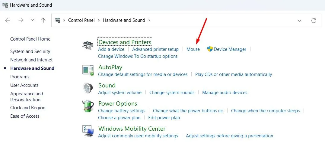 Cửa sổ Cài đặt Chuột trong Control Panel của Windows, hiển thị tab &quot;Hardware and Sound&quot; để truy cập tùy chọn chuột.
