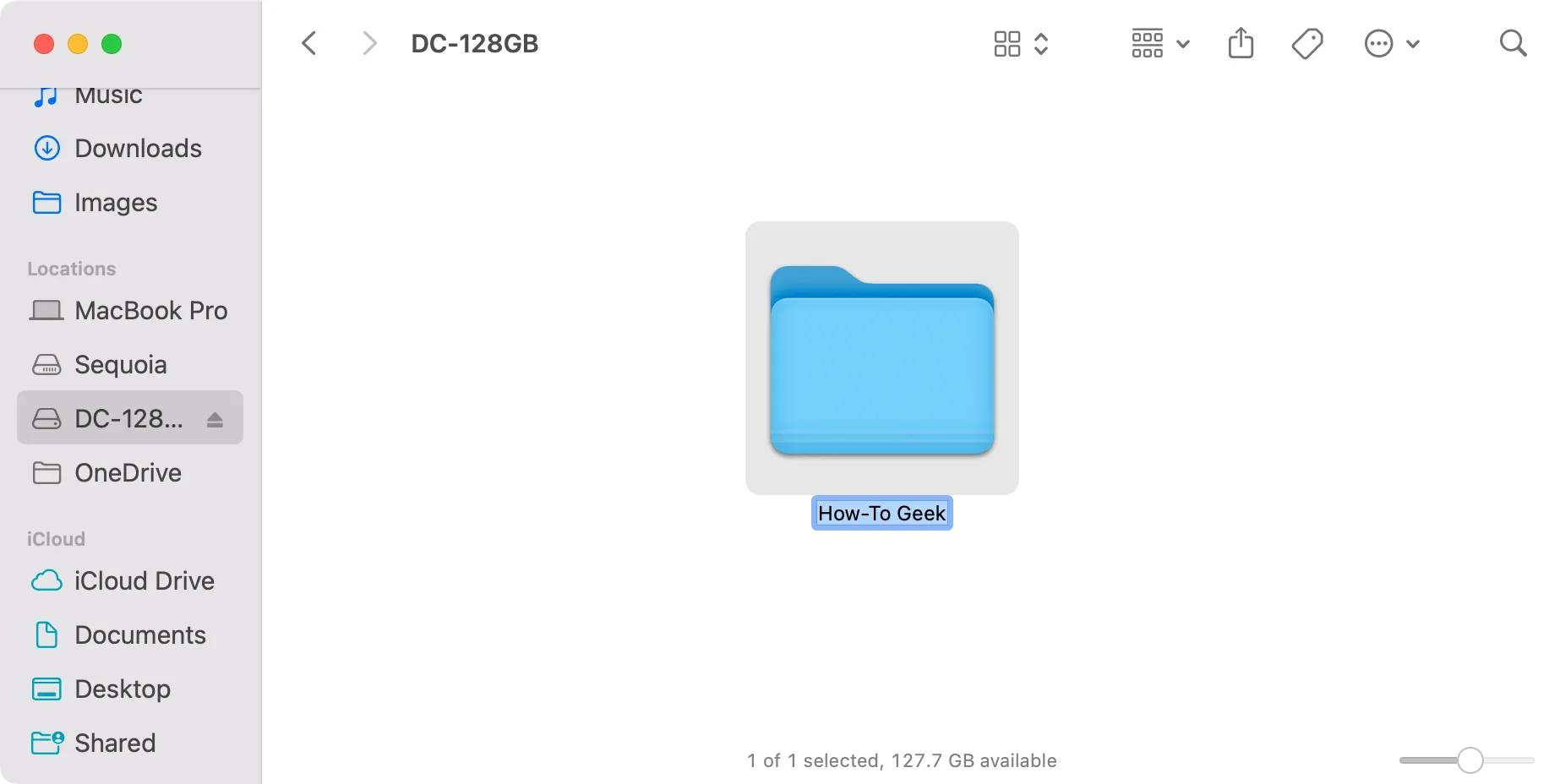 Cửa sổ Finder trên macOS hiển thị một thư mục mới đã tạo.
