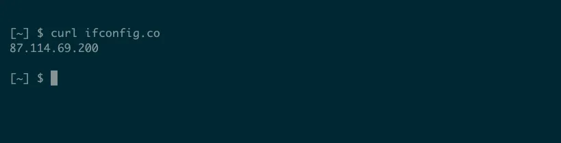 Đầu ra từ một yêu cầu curl đến ifconfig.co hiển thị một địa chỉ IP.