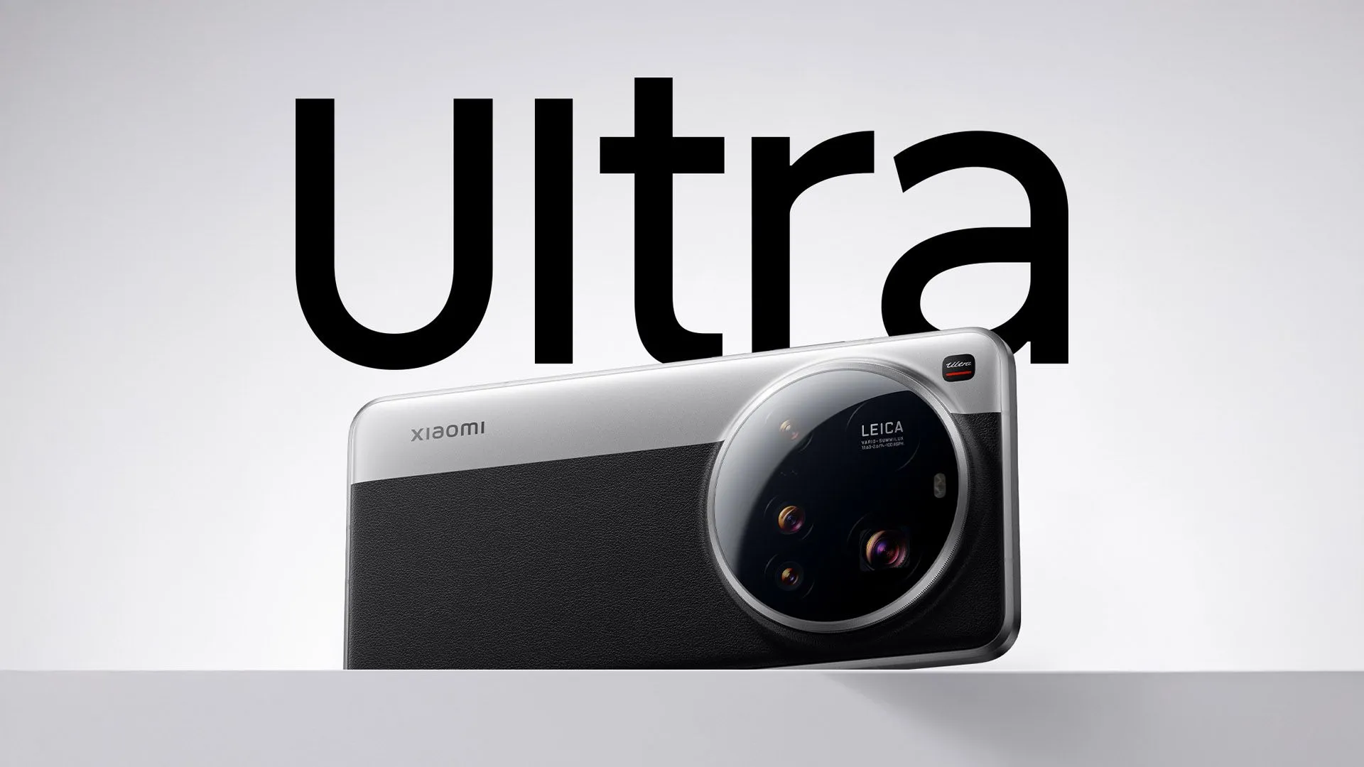 Điện thoại Xiaomi 15 Ultra với cụm camera lớn nổi bật ở mặt sau, cho thấy sự tập trung mạnh vào khả năng chụp ảnh.