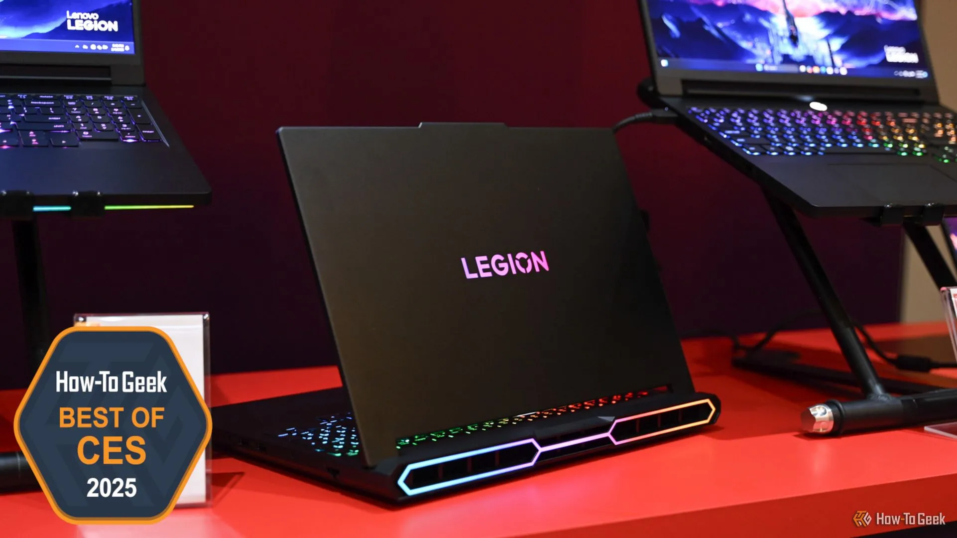 Laptop gaming Lenovo Legion Pro 7i Gen 10 mạnh mẽ tại triển lãm CES 2025