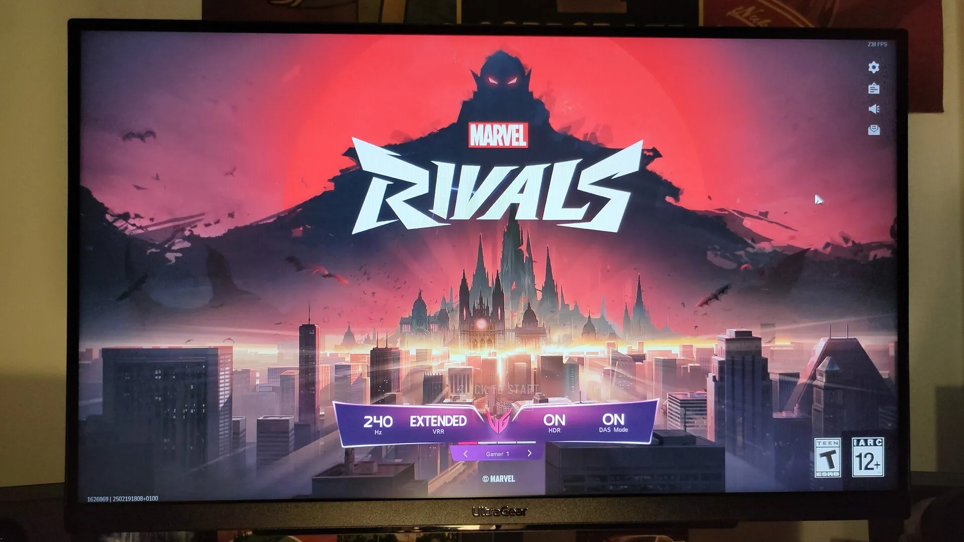 Màn hình chơi game LG UltraGear 240Hz hiển thị hình ảnh trò chơi, tượng trưng cho trải nghiệm 1440p mượt mà
