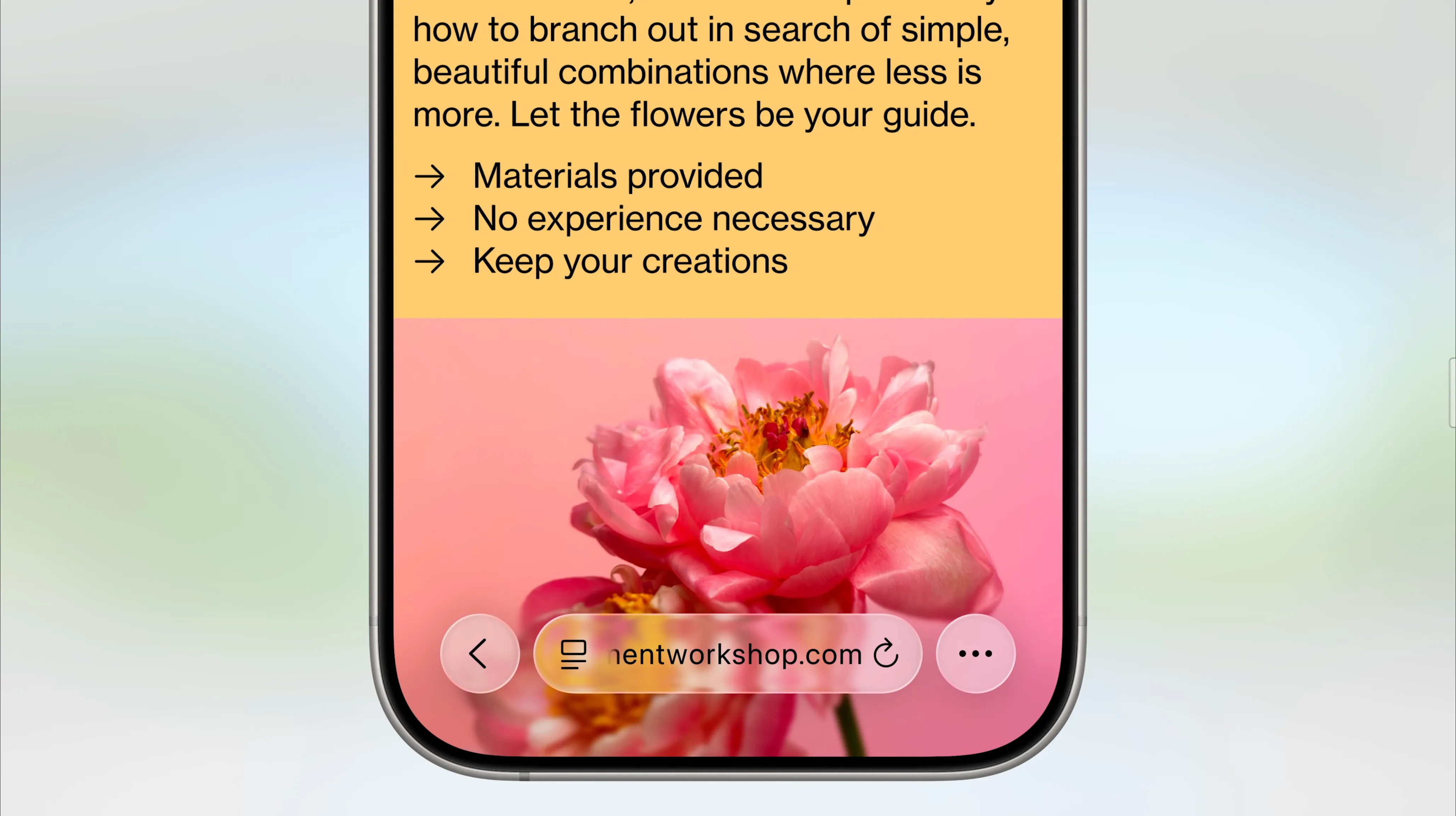 Thanh URL của Safari trong iOS 26 với thiết kế nổi và giao diện tràn viền tối giản