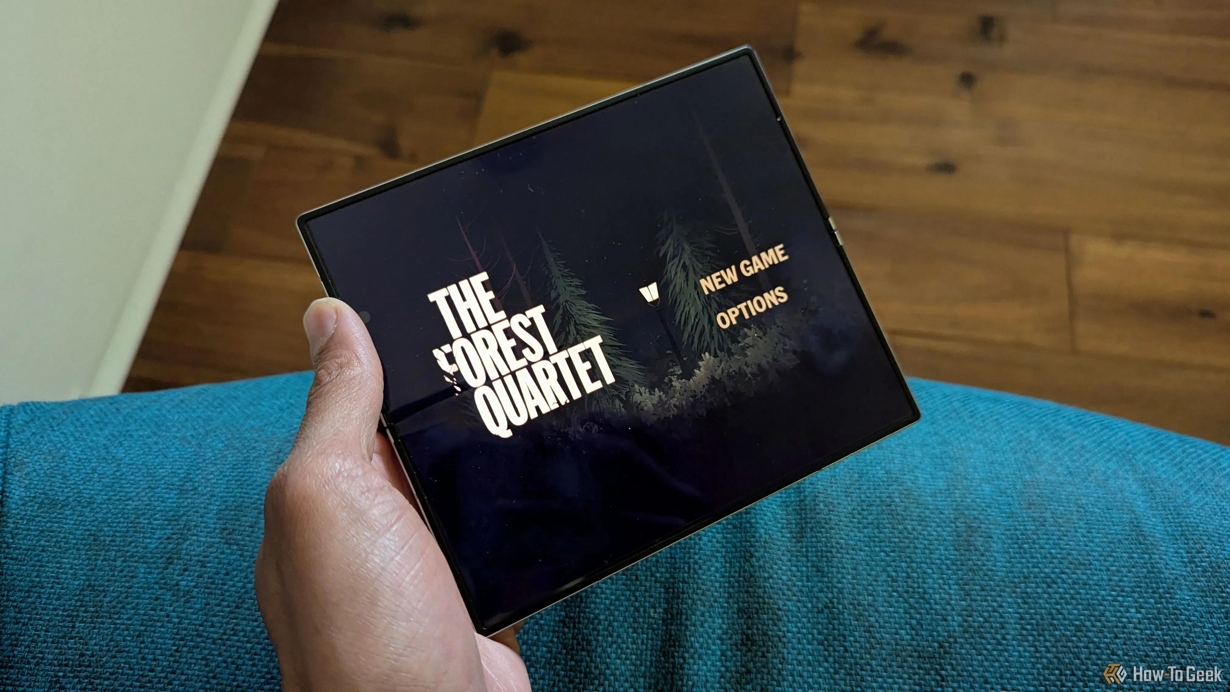 The Forest Quartet chạy trên Galaxy Z Fold 6, minh họa giao diện và đồ họa game giải đố