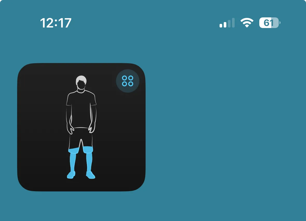 Tiện ích (widget) của ứng dụng Waterminder trên iPhone hiển thị biểu tượng người với mức nước hiện tại đã uống
