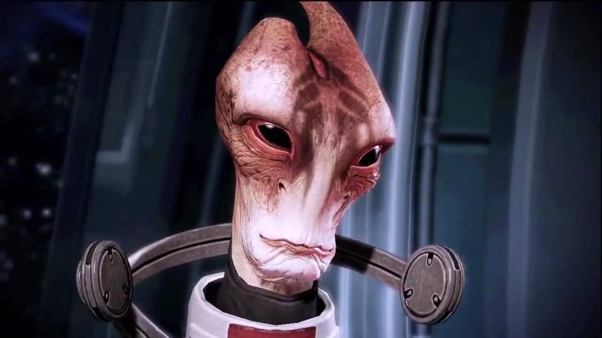 Mordin, một nhân vật quan trọng trong Mass Effect 3, đang mỉm cười