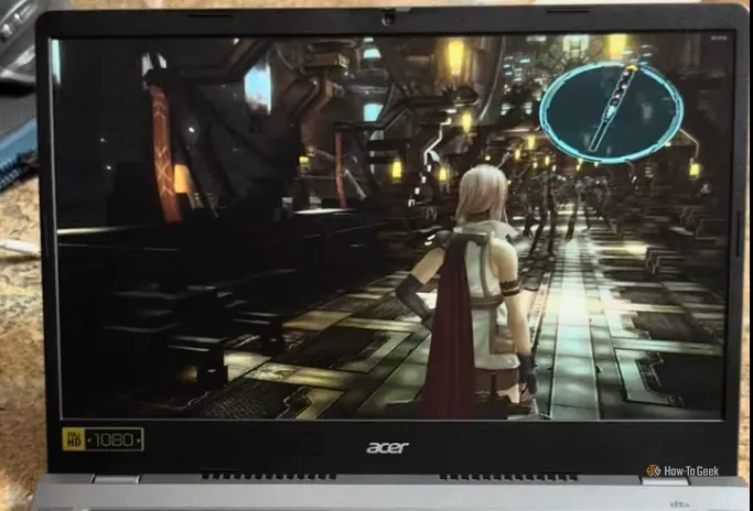 Tựa game Final Fantasy 13 đang chạy trên màn hình của một chiếc Chromebook Plus
