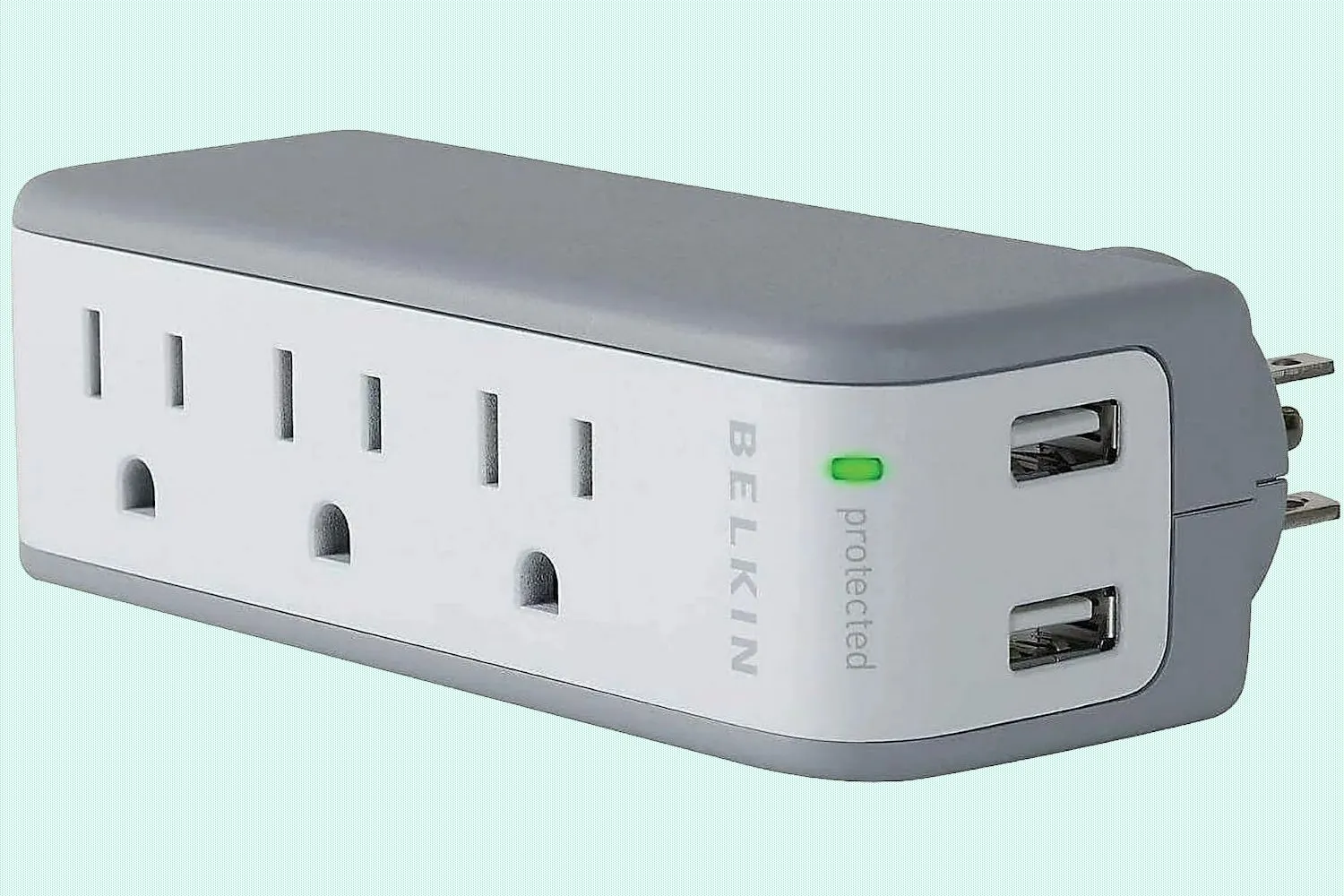 Bộ chống sét di động Belkin BST300bg nhỏ gọn, có thể xoay 360 độ, tiện lợi cho người dùng thường xuyên di chuyển.