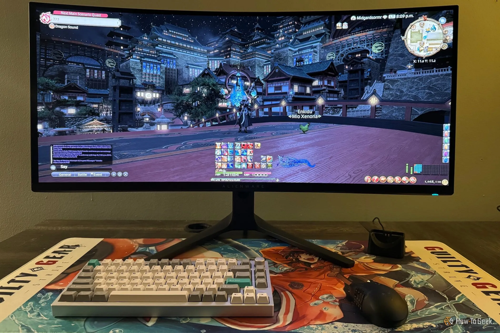 Cảnh game Final Fantasy XIV hiển thị trên màn hình ultrawide cong, mang lại trải nghiệm nhập vai