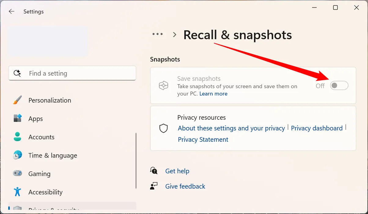 Công tắc trạng thái tắt của tính năng Recall trong cài đặt Windows 11, minh họa cách ngừng lưu ảnh chụp màn hình hoạt động.