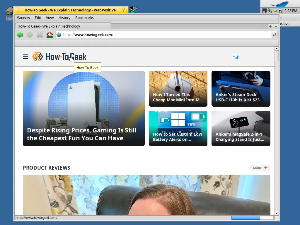 Desktop Haiku OS với trình duyệt web WebPositive mở sẵn