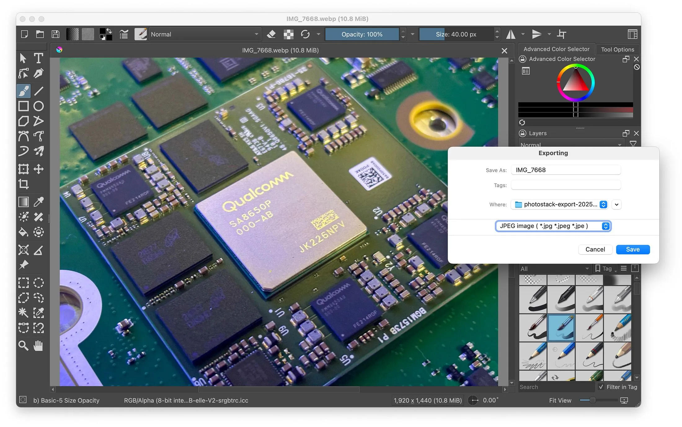 Giao diện phần mềm Krita đang hiển thị quá trình chuyển đổi ảnh WebP, minh họa khả năng chỉnh sửa định dạng WebP